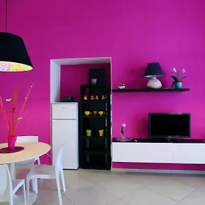 Vivere , Napoli Italia