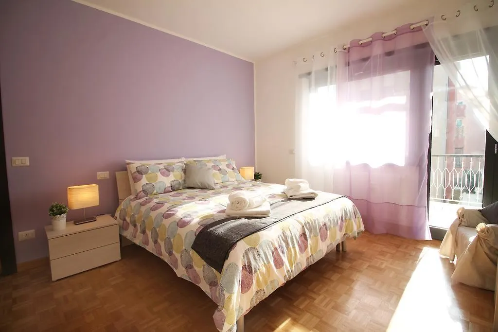 Eur Bright Spacious Terraced Apartment With Private Parking Only For Small Cars Roma 0*,